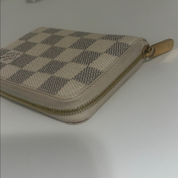 Louis Vuitton Damier Azur Compact Zippy Wallet - Picture 5 of 9